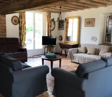 Villemurlin House | Les Gelots