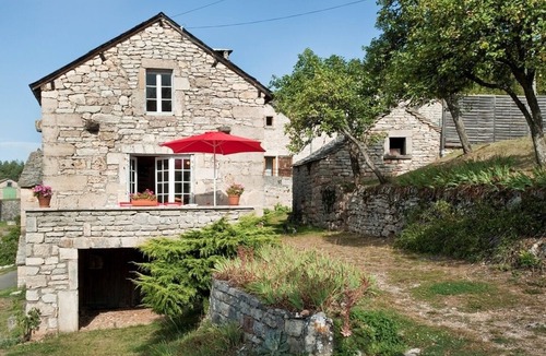 La Canourgue House | Les Genévriers in Conques