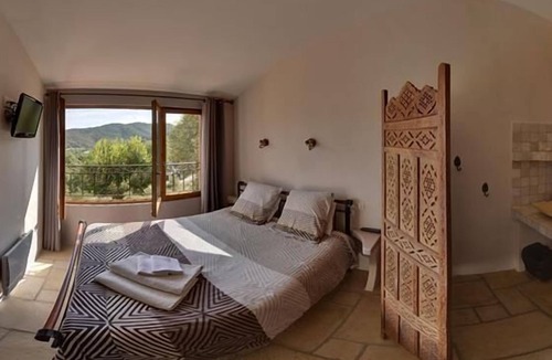 Montauroux Bed & Breakfast | Les Gites du Lac - Chambre d'hotes