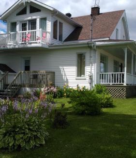 Normandin House | Les Gites Makadan