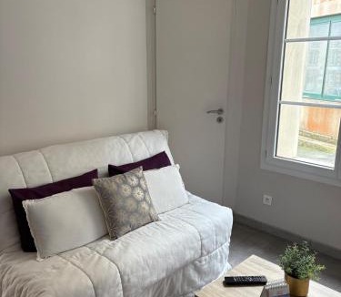 Les Epesses Apartment | Les Glaneuses - 2 logements en centre bourg de 2 à 4 personnes à 3 min du Puy duFou
