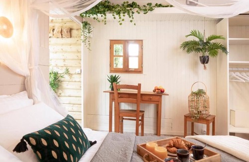 Monchy-Humieres Hotel | Les Glycines de Monchy