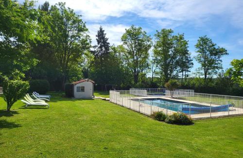 Ronsenac House | Les Glycines