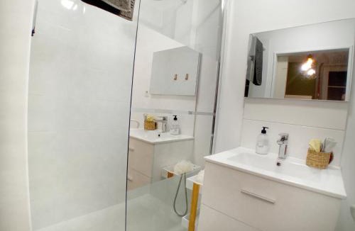 Oloron-Sainte-Marie House | Les Glycines Oloron