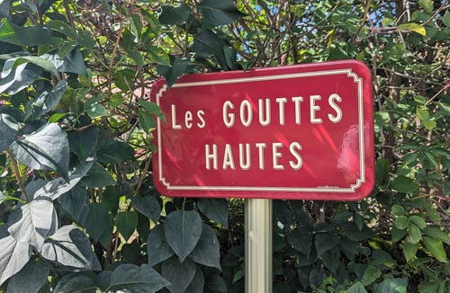 Essertines-en-Chatelneuf House | Les Gouttes Hôtes - Country cottage 🍂