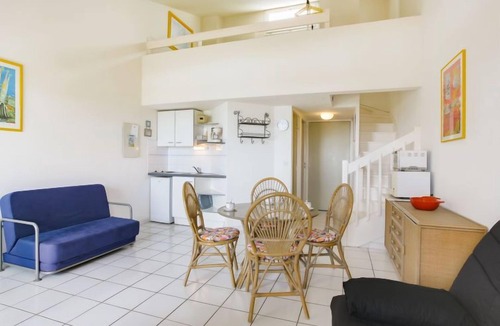 Saint-Cyprien Plage Apartment | Les Goelettes by Interhome