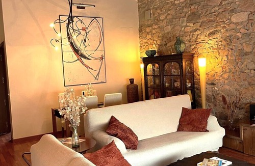 Sant Hilari Sacalm Apartment | Les Golfes de Can Mascarbó, Mimarte en un Confortable Espacio