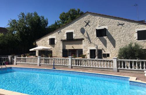 Les Leves-et-Thoumeyragues House | LES GRANGES