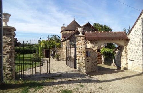 Saint-Etienne-sous-Bailleul House | Les Grandes Vignes