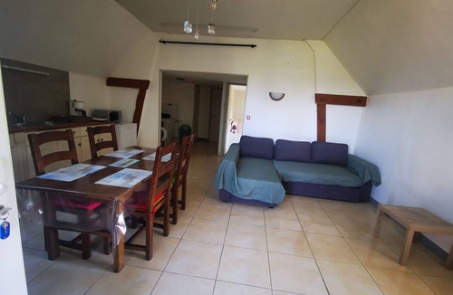 Fiquefleur-Equainville Apartment | Les grands pins 10 minutes from Honfleur