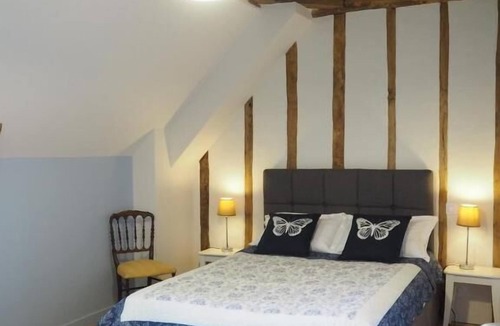 Astille House | Les Grands-Aulnais