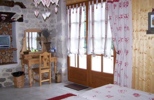 Attignat-Oncin House | Les Grands Champs