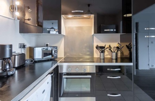 La Madeleine-Bellevue Apartment | Les grands jardins by Interhome