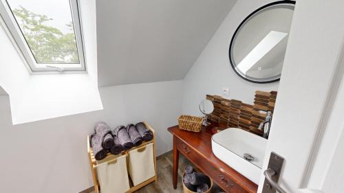 Joue En Charnie House | Les Grands Ormeaux - Elégance & Piscine chauffée - L'Instant Clef