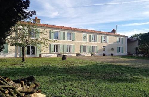 Chervettes House | Les Grands Vents