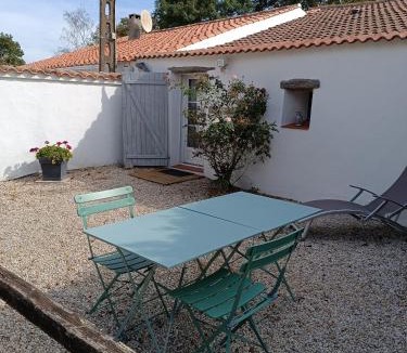 La Garnache Bed & Breakfast | Les granges du chiron