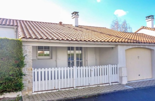 Saint-Palais-sur-Mer House | Les Grillons by Interhome