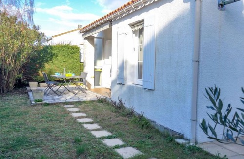 Saint-Palais-sur-Mer House | Les Grillons by Interhome