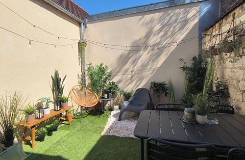 Les Capucins-Saint-Germain House | ★Les Grumes ★Centre Ville★Patio★Wifi