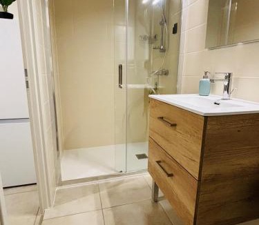 Oyonnax Apartment | Les hébergements Rousseau