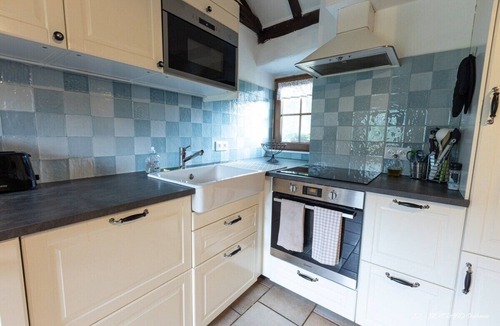 Saint-Frezal-de-Ventalon House | Les Hôtes du Châtaignier