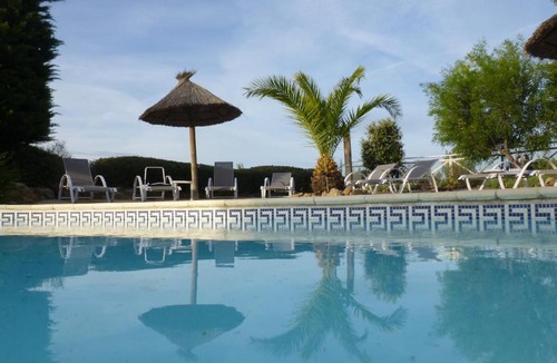 Creissan Bed & Breakfast | Les Hôtes de la Combe Mouis