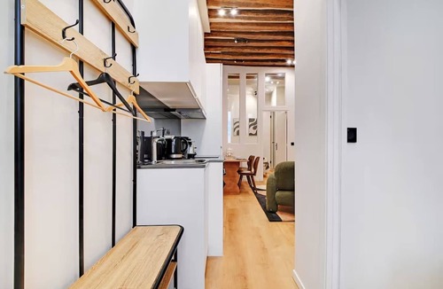 Strasbourg -Saint-Denis Apartment | Les Halles - Grands Boulevards Stylish 2BR - 6P