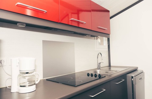 Marminiac House | Les Hameaux de Pomette-Chalet 2 Pers. by Interhome