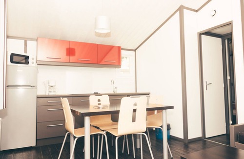 Marminiac House | Les Hameaux de Pomette-Chalet 2 Pers. by Interhome