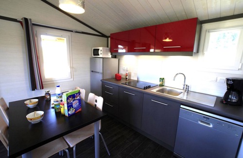 Marminiac House | Les Hameaux de Pomette-Chalet 2 Pers. by Interhome