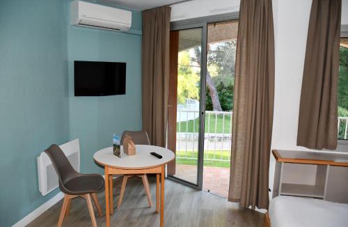 Greoux-les-Bains Apartment | Les Hauts De Greoux