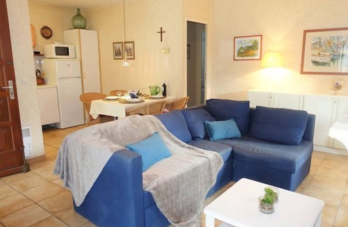 Salles-d'Aude House | Les Hauts de Grimmal by Interhome