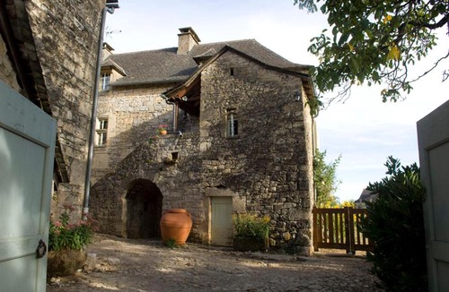 Mondalazac Bed & Breakfast | LES HAUTS DU CAUSSE