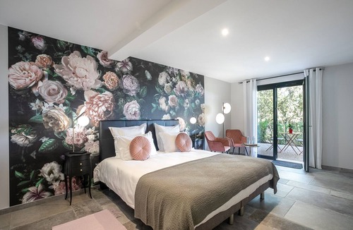 La Motte Bed & Breakfast | Les Hauts Du Peireguier