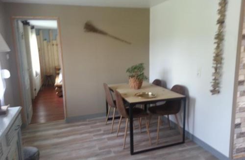 Etricourt-Manancourt House | LES HERISSONS