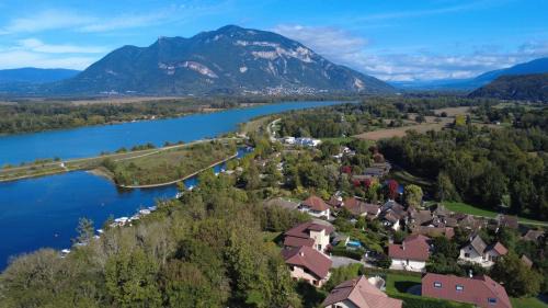 Chanaz Bed & Breakfast | Les Hirondelles Chanaz