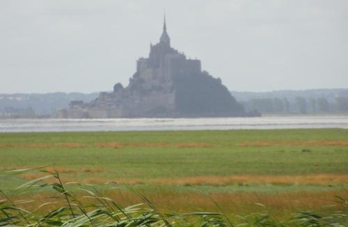 Vains House | Les Hirondelles de la Baie