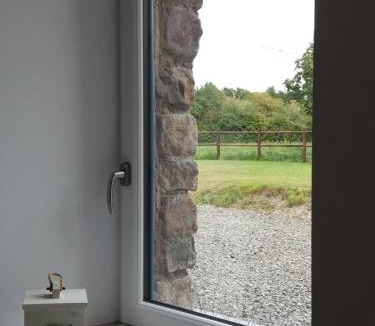 Vains House | Les Hirondelles de la Baie