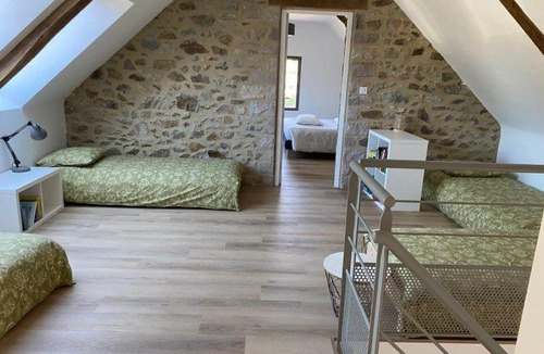 Erquy House | Les hirondelles