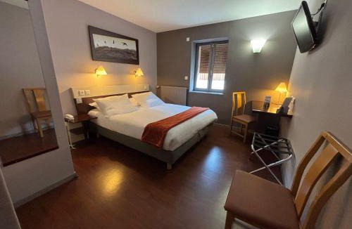 Orcines Hotel | Les Hirondelles