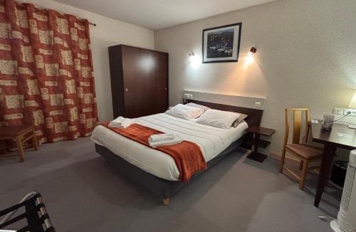 Orcines Hotel | Les Hirondelles