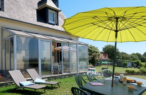 Kermaria-Sulard House | Les Hortensias by Interhome