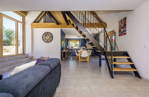 Montgesty Villa | Les Huttes