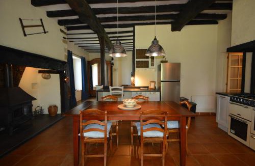 Savignac-Ledrier House | Les Hydrangeas - classé 3 étoiles meuble de tourisme