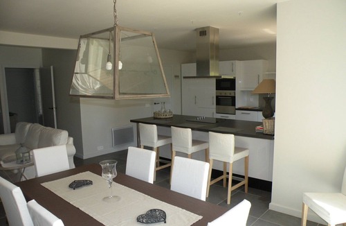 Sainghin-en-Melantois House | Les Ifs B: Charming Cottage & Private Garden - Lille
