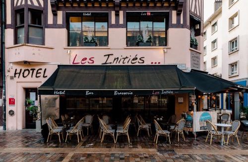 Quartier Vieux Marche-Cathedrale Hotel | Les Initiés