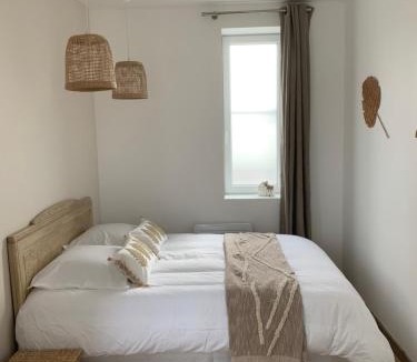 Amiens Apartment | LES JARDINS avec terrasse