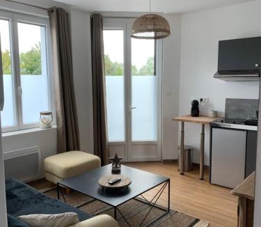 Amiens Apartment | LES JARDINS avec terrasse