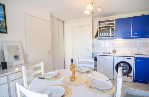 Le Lavandou Apartment | Les Jardins d'Anglade by Interhome