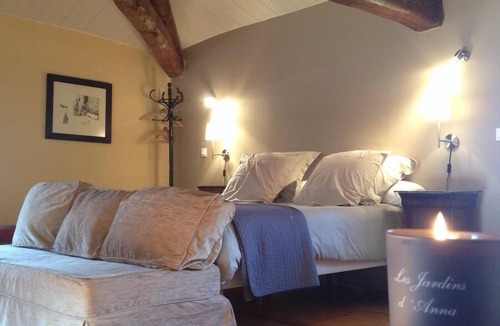 Saint-Ilpize Bed & Breakfast | Les Jardins d'Anna